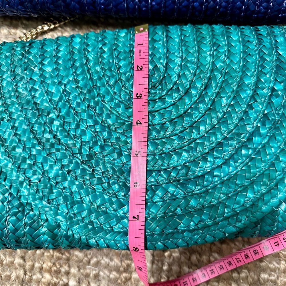 Straw Purse - Picture 7 of 7
